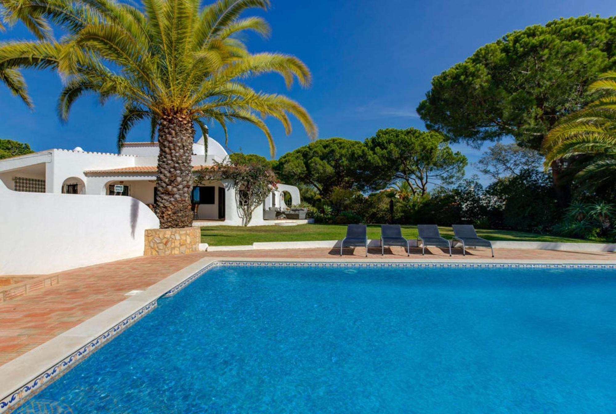 Villa Barlavento - Stunning 4-Bedroom Villa With Tennis Court Carvoeiro  Zewnętrze zdjęcie