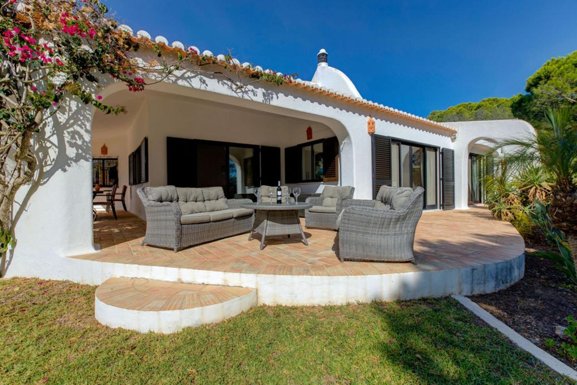 Villa Barlavento - Stunning 4-Bedroom Villa With Tennis Court Carvoeiro  Zewnętrze zdjęcie